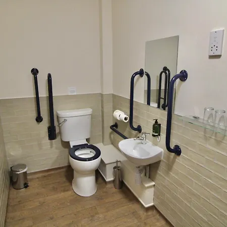 אורחן The Bay Horse