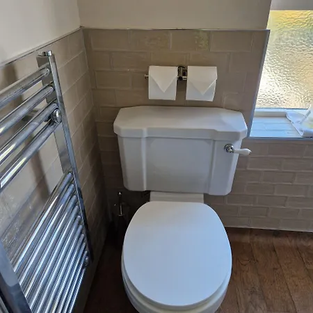 אורחן The Bay Horse 3*