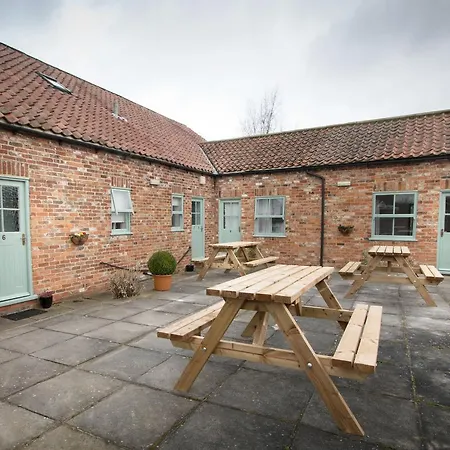 אורחן The Bay Horse 3*