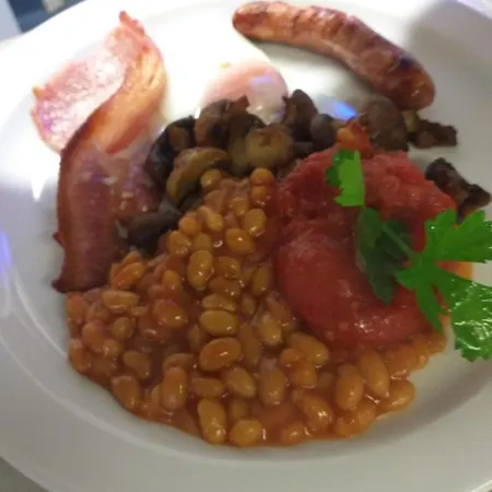 אורחן The Bay Horse