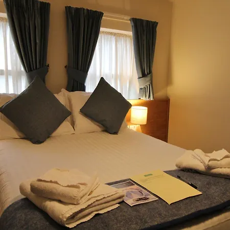 宾馆 The Bay Horse