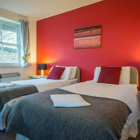 宾馆 The Bay Horse